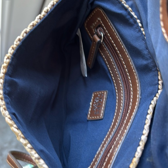 Chaps Lexi Classic Woven Coastal Wristlet - Picture 5 of 7